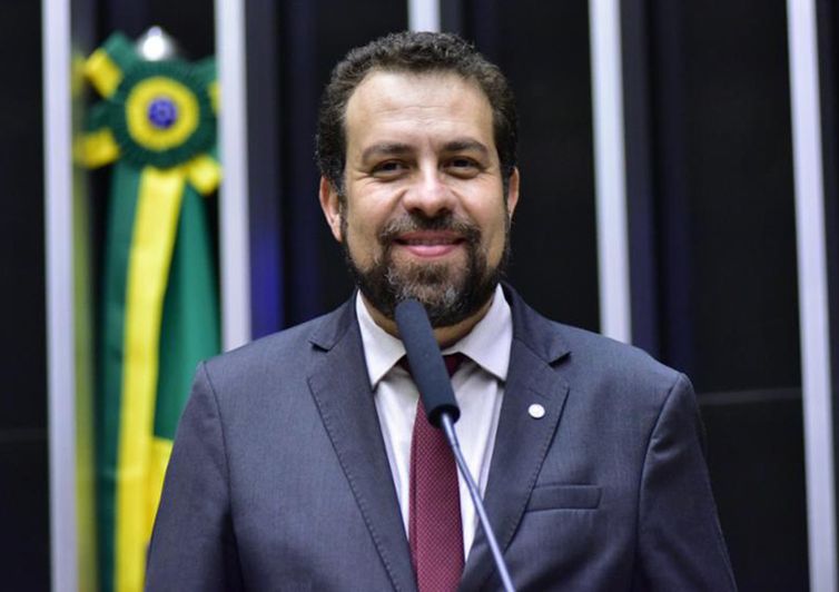 Boulos diz que colocará governo na rua, ouvindo demandas populares