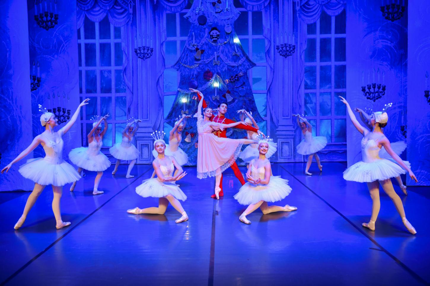 A magia de ‘O Quebra-Nozes’ chega a Santos com Oksana Bondareva e Leonardo de Checchi