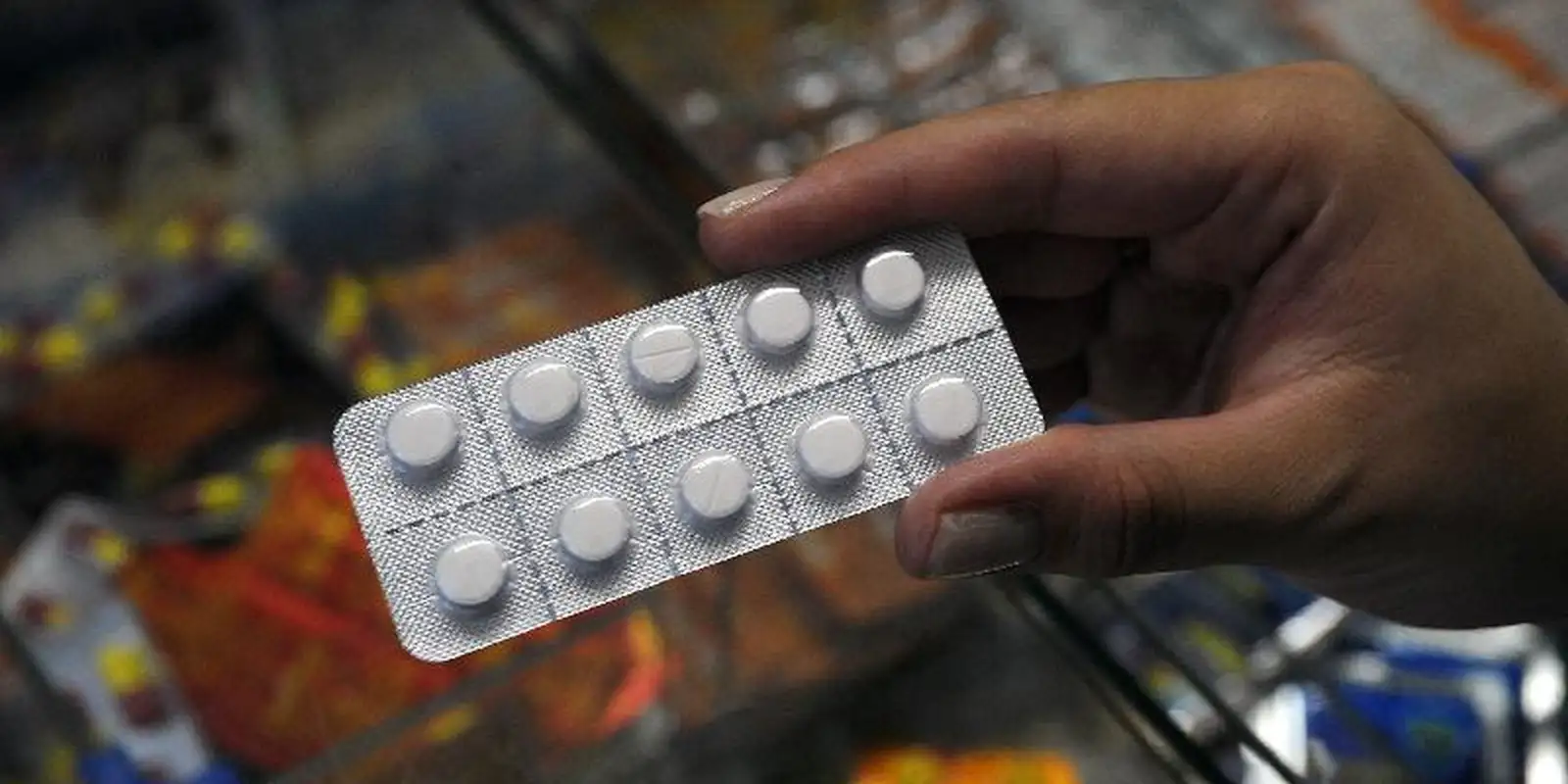 Anvisa manda recolher lote de dipirona com desvio de qualidade