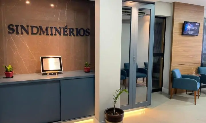 SINDMINÉRIOS fortalece a luta dos trabalhadores do comércio de minérios, derivados de petróleo e combustíveis em Santos e Região